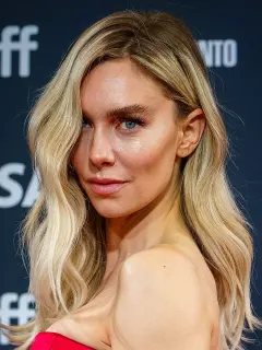 Vanessa Kirby